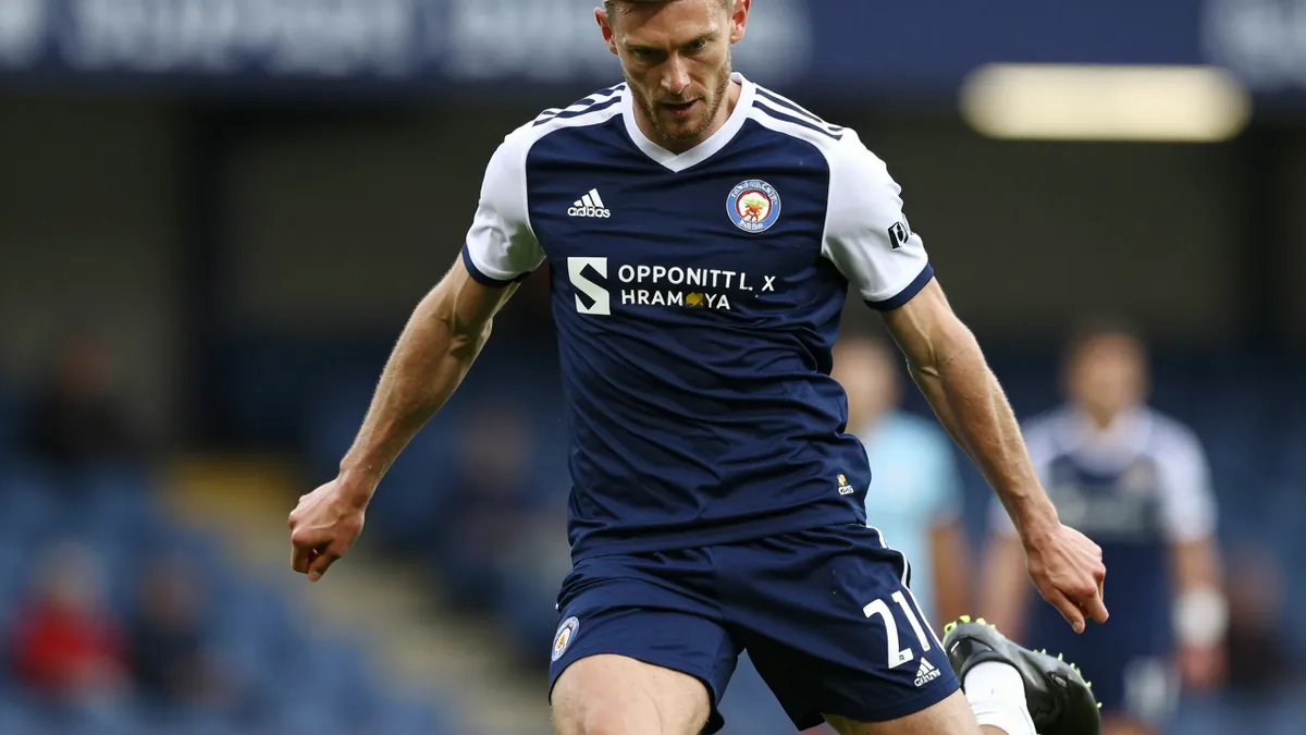 Aberdeen FC Suffer Defeat at Dens Park