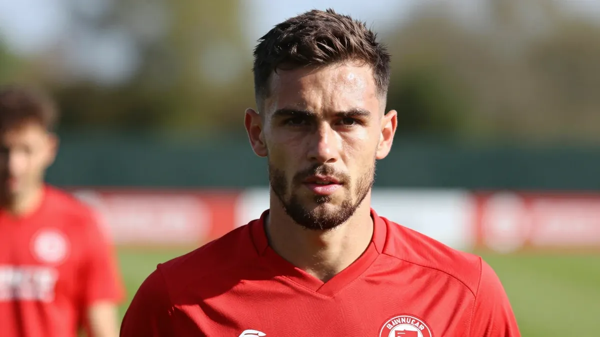 Aberdeen FC's league rivals made final-day moves as the Dons, currently 10th in the Premiership, prepare for their next...